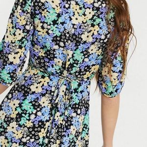 New Look Mini Tea Dress In Black Flirty Floral